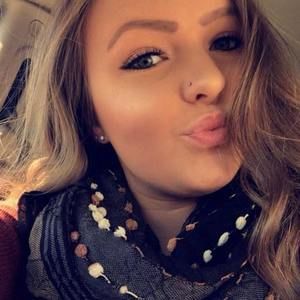 Meet your Posher, Jillian